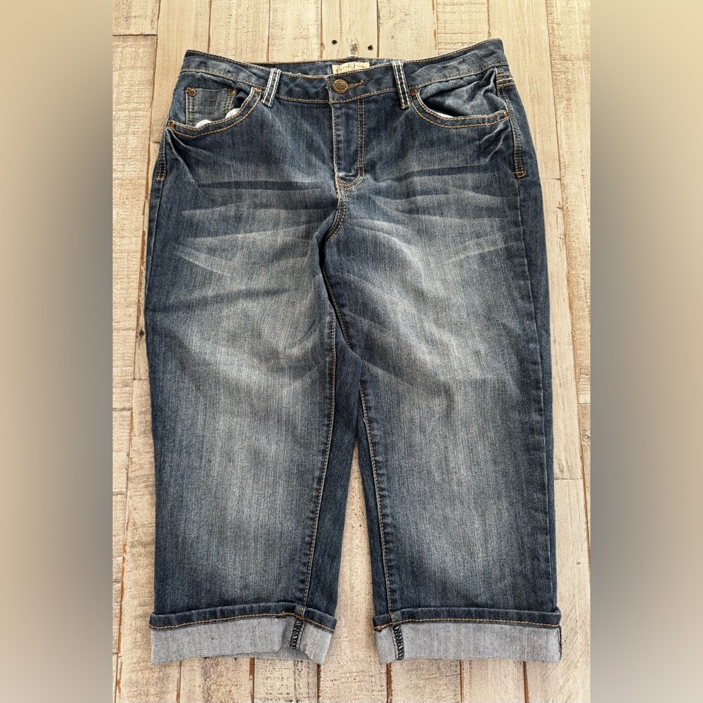 Earl Jeans Women's Blue Denim Capris